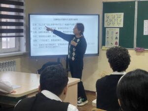 Read more about the article &laquo;Xitoy an’anaviy bayramlari: Xitoy bahor bayrami (yangi yil)&raquo;mavzusida ochiq dars bo’lib o’tdi