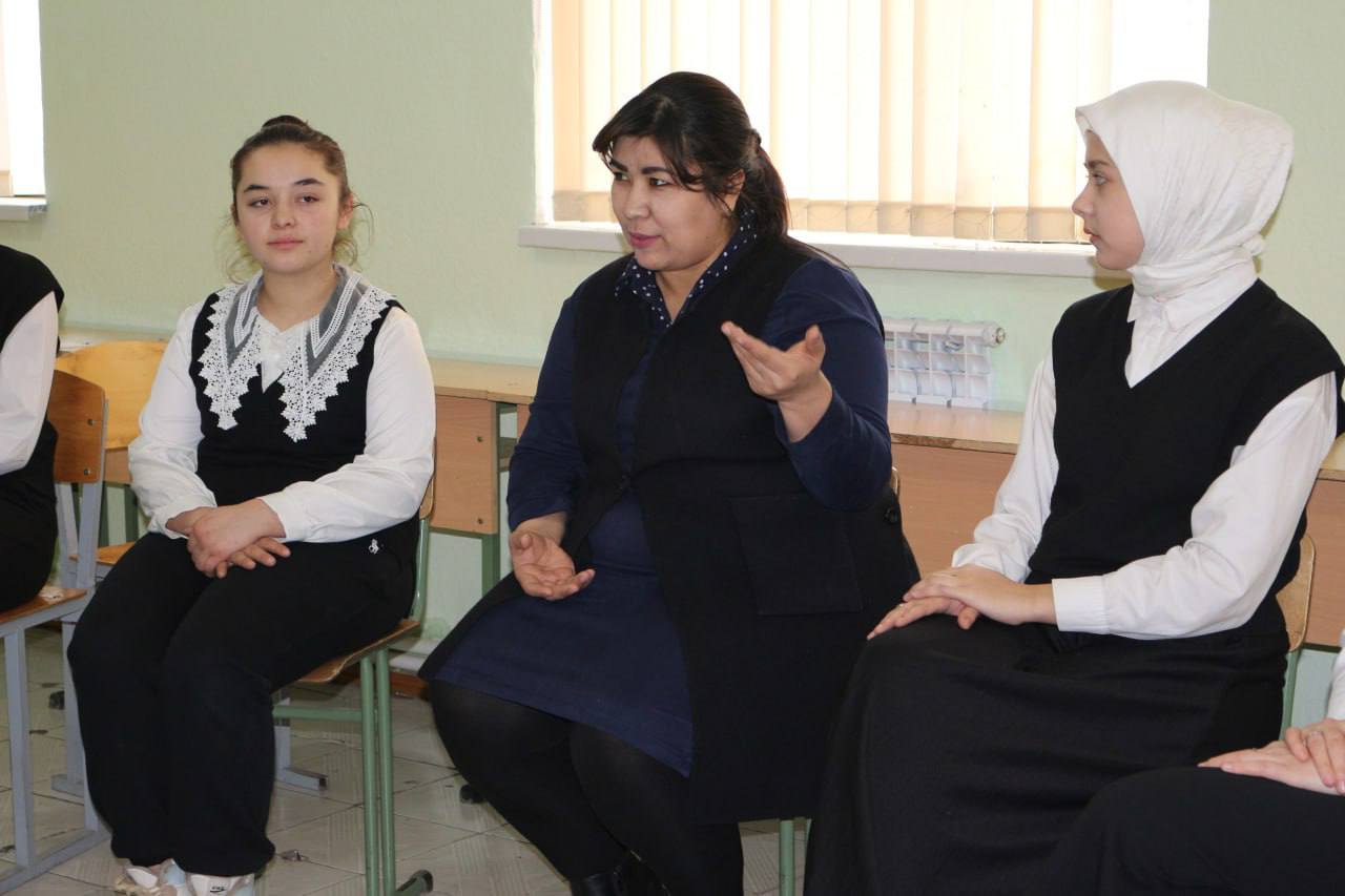 You are currently viewing &laquo;Akademik litsey o‘quvchilari o‘rtasida ijobiy muhitni shakllantirish va do‘stona munosabat o‘rnatish&raquo; mavzusida psixologik trening o‘tkazildi.