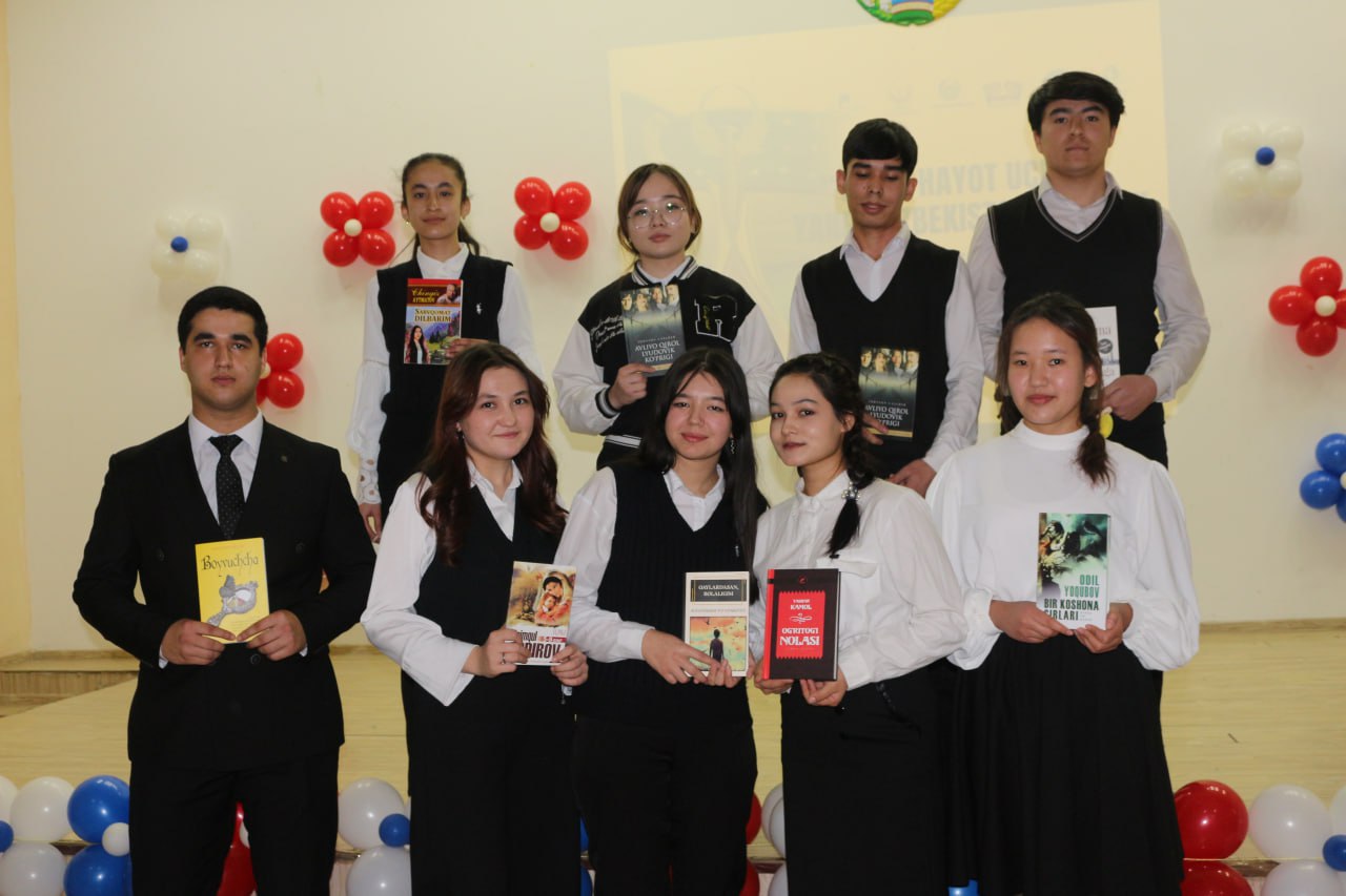 Read more about the article “Yangi hayot uchun, Yangi O‘zbekiston uchun” shiori ostida “Mahallada duv-duv gap” ma’naviy-ma’rifiy, madaniy-musiqiy tadbiri bo‘lib o‘tdi