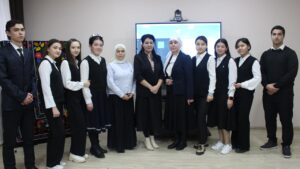 Read more about the article Nizomiy nomidagi Toshkent Davlat pedagogika universitetining akademik litseyida juda qiziqarli kitobxonlik kechasi tashkil qilindi. 