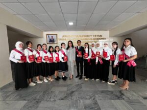 Read more about the article Nizomiy nomidagi Toshkent  davlat pedagogika universiteti akademik litseyida  bitiruvchilarga diplom topshirish marosimi  o‘tkazildi.
