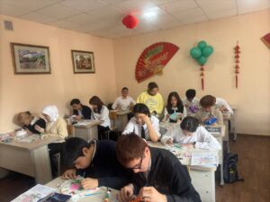 Read more about the article Xitoy operasi grimi bo’yicha mashg’ulot tashkil etildi