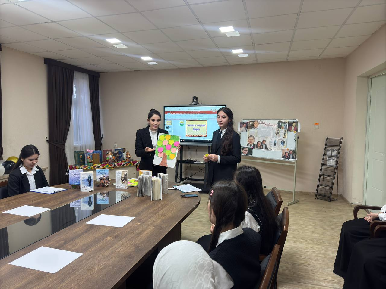 Read more about the article  &laquo;Tushda kechgan umrlar&raquo; asari asosida ochiq dars o’tkazildi.