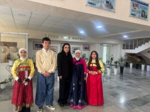 Read more about the article Koreya yangi yil bayrami munosabati bilan ko‘rgazmali dars mashg‘uloti tashkil etildi. 