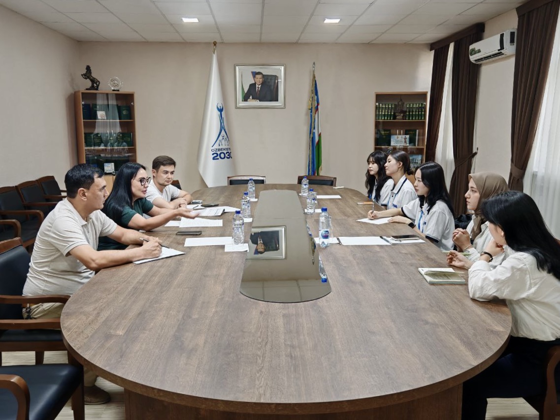 Read more about the article Akademik litseyga KOICA Koreya Xalqaro Taraqqiyot Markazi tashkiloti volontyorlari tashrif buyurdi