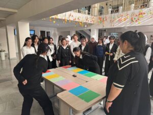 Read more about the article &laquo;RANGLAR OLAMIGA SAYOHAT&raquo; TADBIRI JARAYONIDAN