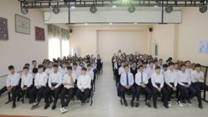 Read more about the article “Jinoyatchilik va giyohvandlik moddalari, psixotrop dori vositalarining noqonuniy muomalasi va ekstremistik oqim g’oyalari ta’siriga tushib qolish holatlarini oldini olish” mavzusida tadbir o’tkazildi.