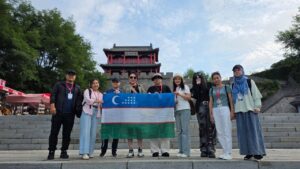 Read more about the article Hushan Great Wall — tarix, bilim va unutilmas taassurotlar!
